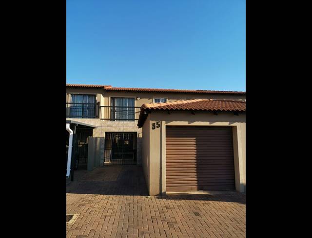 2 BEDROOM TOWNHOUSE SOLD IN ANNLIN